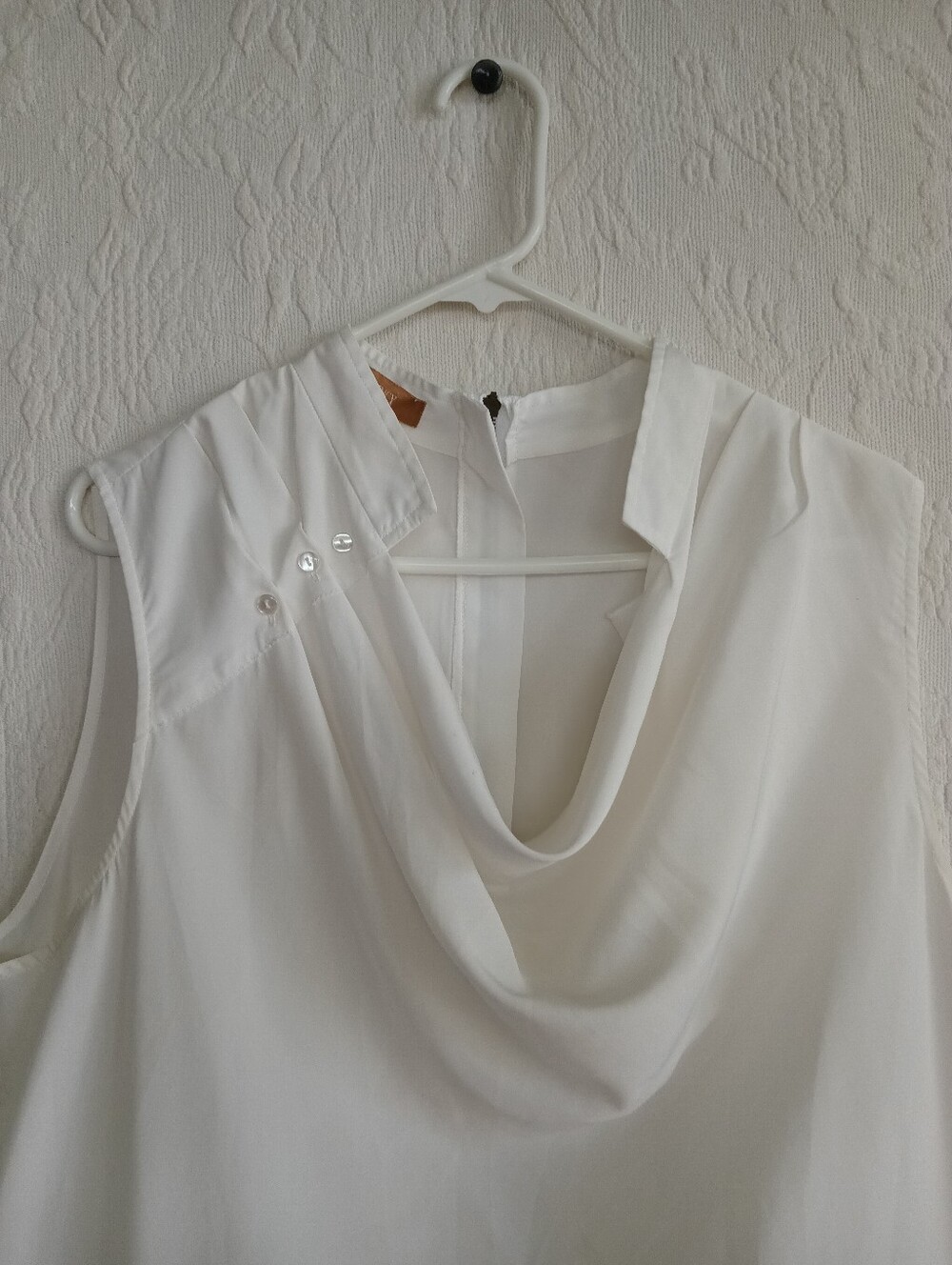 Ellen Tracy Off White Drape Neck Blouse Button Shoulder Short Collar Elegant 1x - Picture 3 of 9
